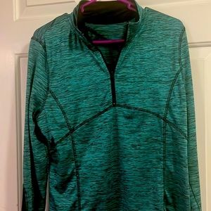 Athletic wear with thumb holes